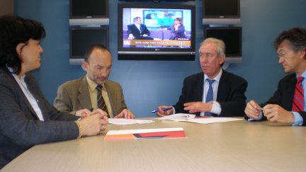 Firma del convenio firmado con Aramón