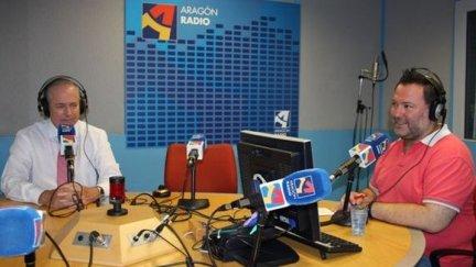 Richard Vaughan con Javier Vázquez en el programa 'Escúchate'