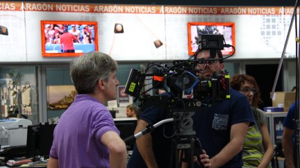 Rodaje de 'Bendita Calamidad' en las instalaciones de Aragón TV