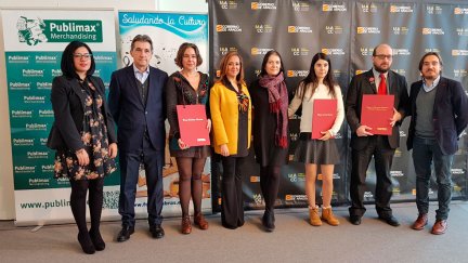 Foto de familia de los premiados