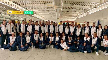 La Selección Española de Atletismo en su viaje a Glasgow.