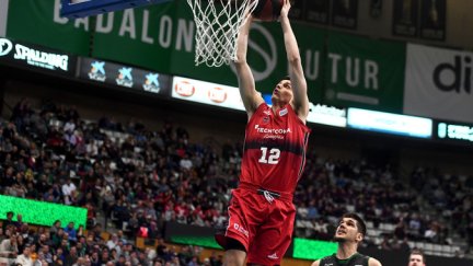 Carlos Alocén consiguió marcar 18 puntos frente al Iberostar Tenerife.