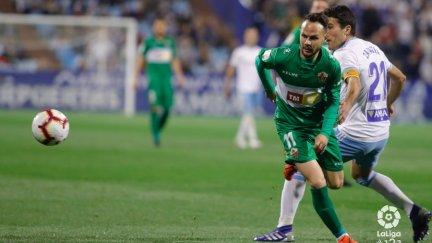 Linares celebra el primer gol del partido.