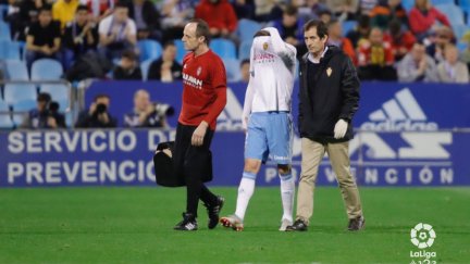 Benito se ha retirado del terreno juego muy contrariado.