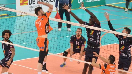 Imagen del primer partido entre Teruel y Palma.