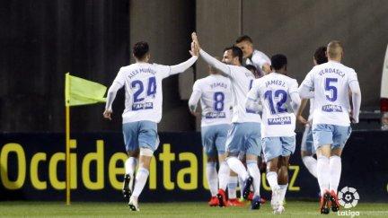 El Zaragoza empata un partido después de marcar tres goles.