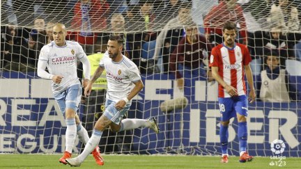 Álvaro Vázquez tras marcar el primer gol al Sporting.