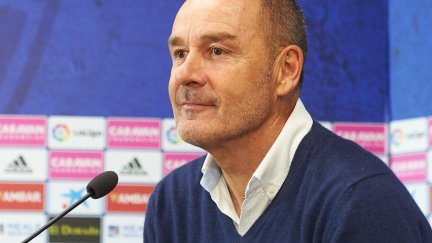 Víctor Fernández seguirá al frente del Real Zaragoza la próxima temporada.