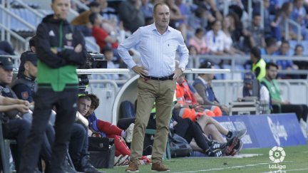 Víctor Fernández en un momento del partido.