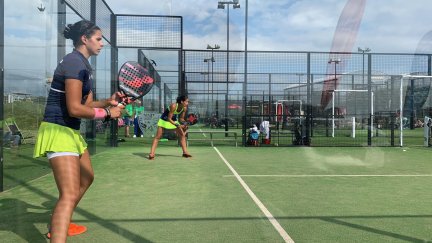Delfina Brea y Majo Sánchez Alayeto durante el partido de octavos de final del WPT de Suecia.