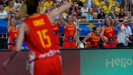 España se ha impuesta a las anfitrionas.