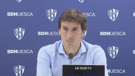 Rueda de prensa de presentación de Mosquera.