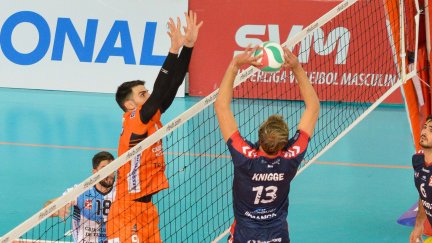 El Voleibol Teruel ha sumado este sábado su primera victoria del curso.