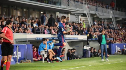 La SD Huesca durante el encuentro ante el Elche CF.