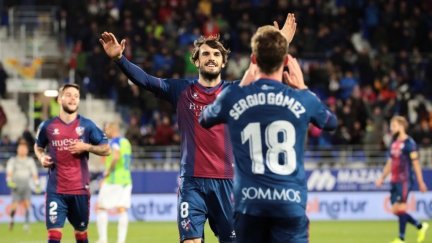 La SD Huesca celebrando un gol ante la Ponferradina. Foto: SD Huesca.