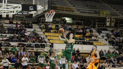Los oscenses han ganado en casa después de tres derrotas consecutivas.