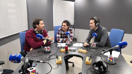 Entrevista con Rubén García en los estudios de Aragón Radio.