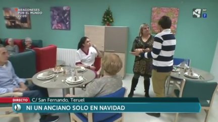 Ni un anciano solo en Navidad