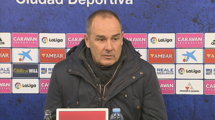 Víctor Fernández en la sala de prensa de la Ciudad Deportiva.