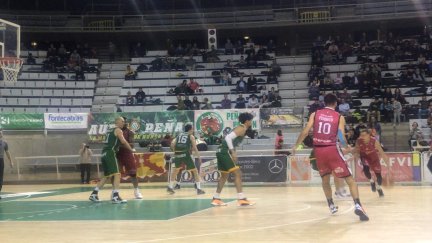 Levitec Huesca ha caído ante el líder en el Palacio de los Deportes.