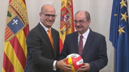 Carlos Ranera y Javier Lambán durante el recibimiento.