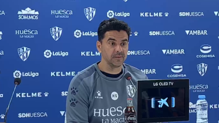 Míchel Sánchez durante la rueda de prensa.