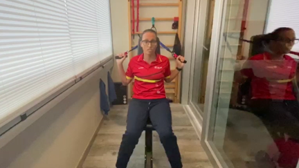 Teresa Perales entrenando desde casa.