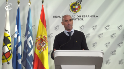 Luis Rubiales durante la rueda de prensa en la RFEF.