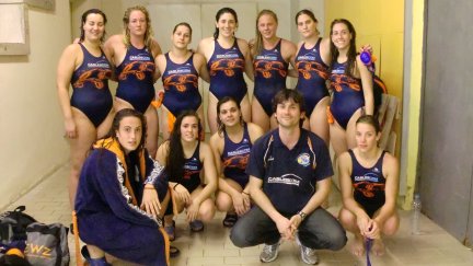 Plantilla de la Escuela Waterpolo Zaragoza de aquella histórica temporada 2010-2011.