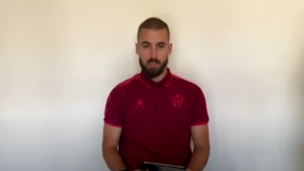 Pulido respondiendo a las preguntas de los aficionados.