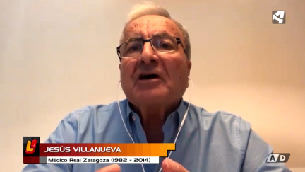 El doctor Jesús Villanueva durante la entrevista en La Jornada.
