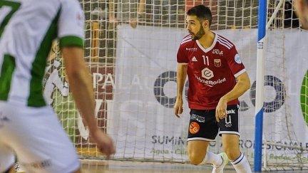 El ala deja Fútbol Emotion Zaragoza después de fichar en enero.