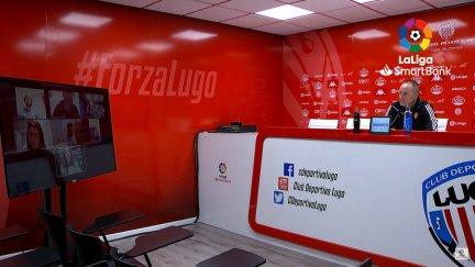 Víctor Fernández en la sala de prensa del Anxo Carro.