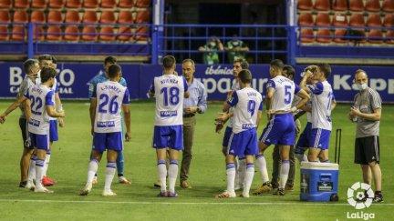 El Real Zaragoza durante el partido ante el Extremadura. Foto: LaLiga.