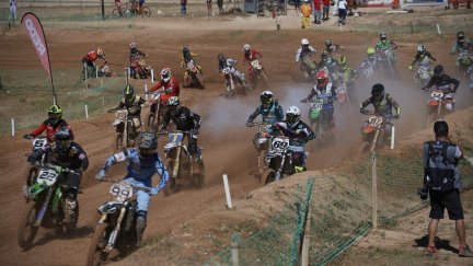 Nil Arcarons ha sido el primer clasificado en la primera manga de Élite-MX1