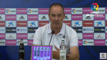 Víctor Fernández en la rueda de prensa.
