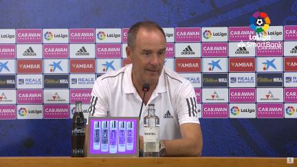Víctor Fernández en rueda de prensa.