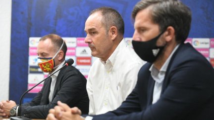 Víctor Fernández, durante su rueda de prensa de despedida.