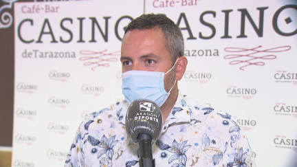 David Navarro en la rueda de prensa de su renovación