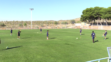 La plantilla del Deportivo Aragón se ha ejercitado este martes en la Ciudad Deportiva.