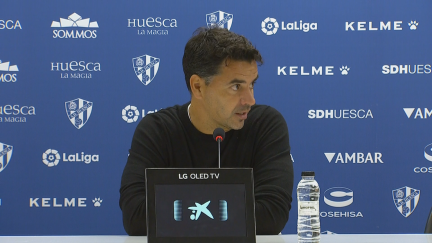 Míchel Sánchez en rueda de prensa