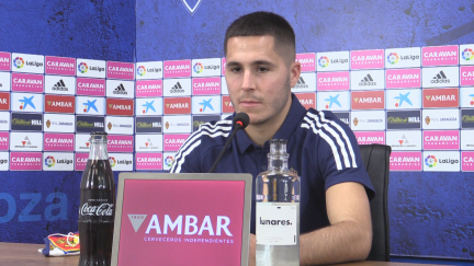Álvaro Tejero durante la rueda de prensa