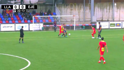 Lance del duelo entre Ejea y Llagostera