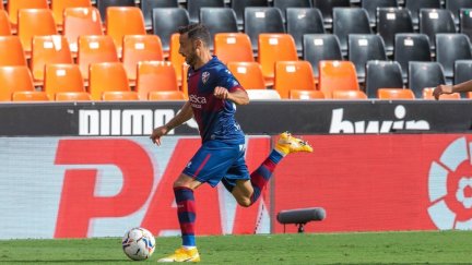 Pedro López, en el duelo en Mestalla correspondiente a la tercera jornada.
