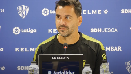 Míchel Sánchez en rueda de prensa
