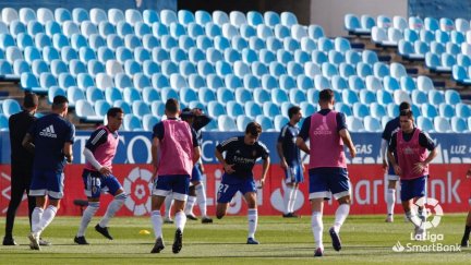 Francho Serrano ejercitándose antes del partido. Imagen: LaLiga.