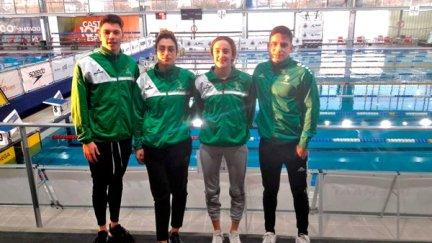 Los cuatro nadadores de El Olivar que acudieron al Nacional de Invierno de natación.