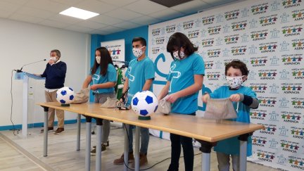 Una imagen del sorteo celebrado esta mañana en la sede de Aspanoa.