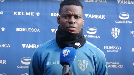 Doumbia en rueda de prensa