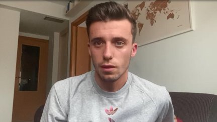 Carlos Mayo durante el vídeo